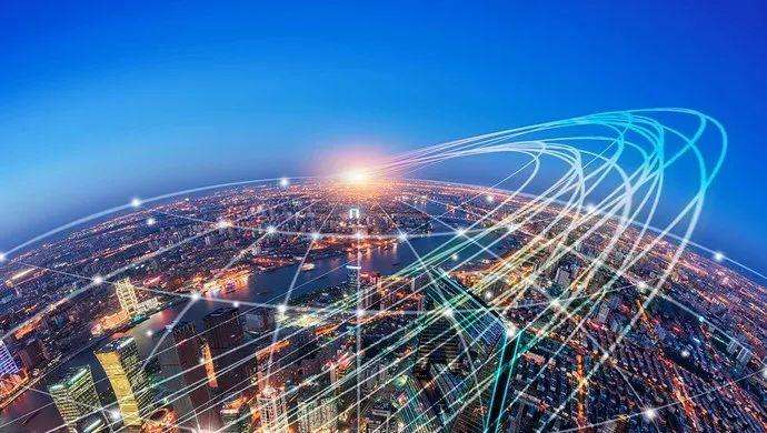 以人民经济的宏观视野发展经济